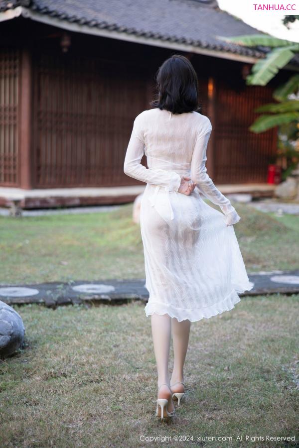 陈芝 芝芝Booty [XiuRen]高清写真图 2024.10.31 No.9375 徐莉芝Booty 丝袜美腿第4张图片